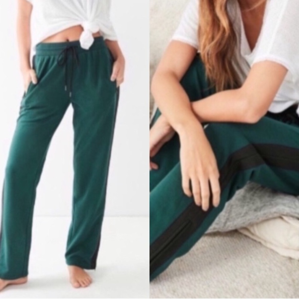 NWOT UO Cassandra Track Pants